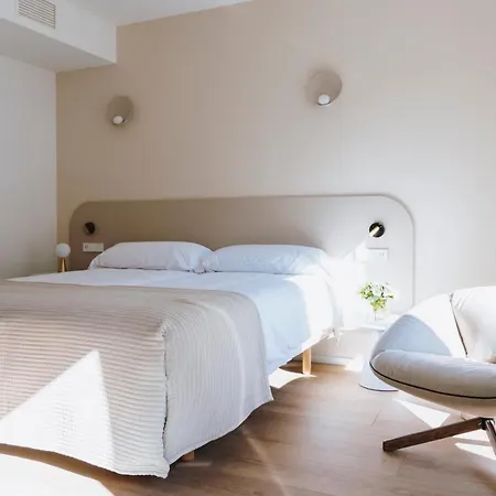 Aparthotel The Passage 4*