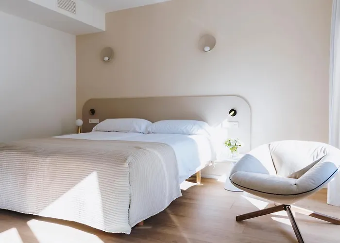 Aparthotel The Passage 4*