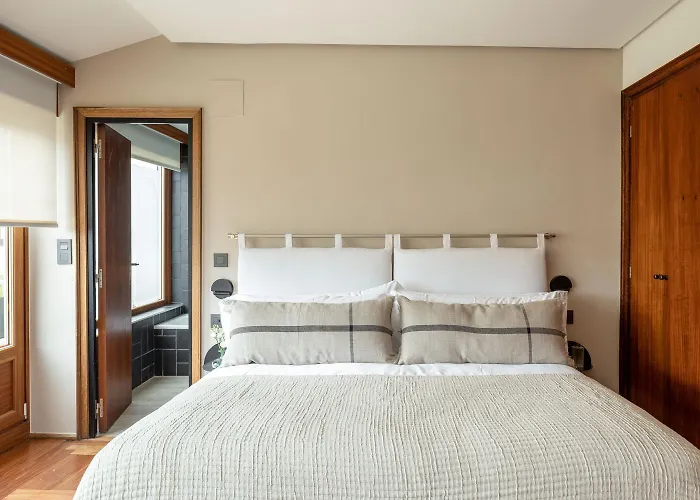 The Passage Aparthotel 4*